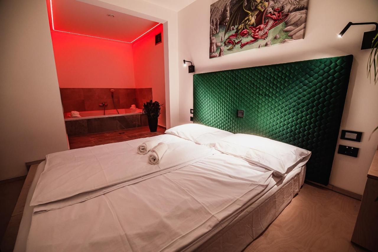 Dragons Dream Hostel Ljubljana Luaran gambar